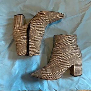 Plaid black & white ankle booties, actually comfy!
